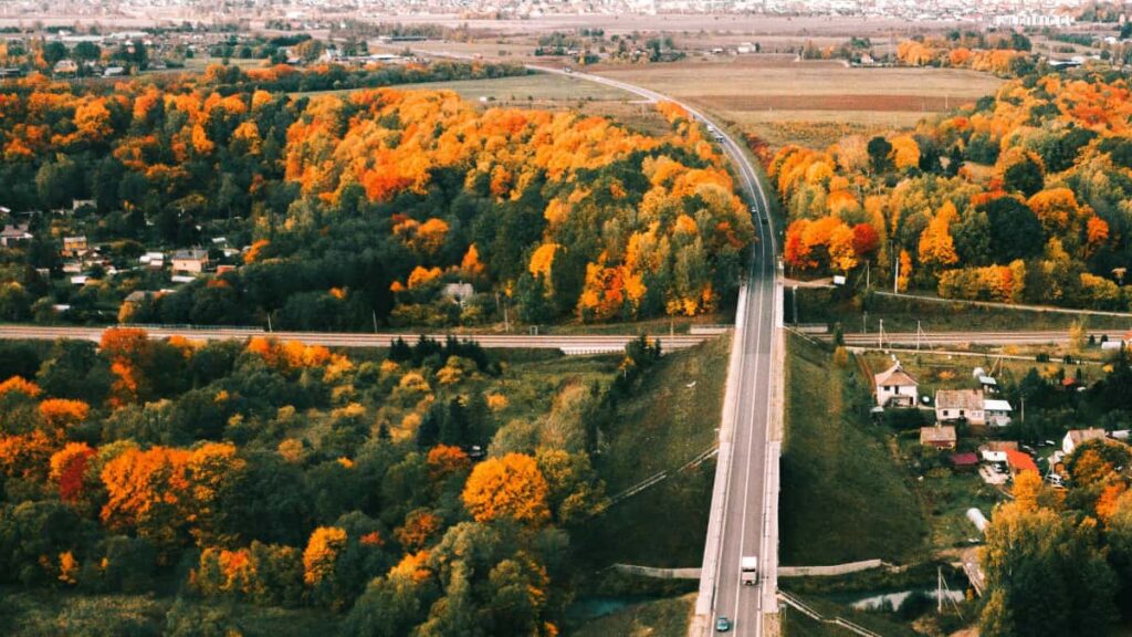 Practical playbook for US advertisers to find Bolivia KakaoTalk creators and turn engaged audiences into leads, with data-backed tactics and outreach templates.