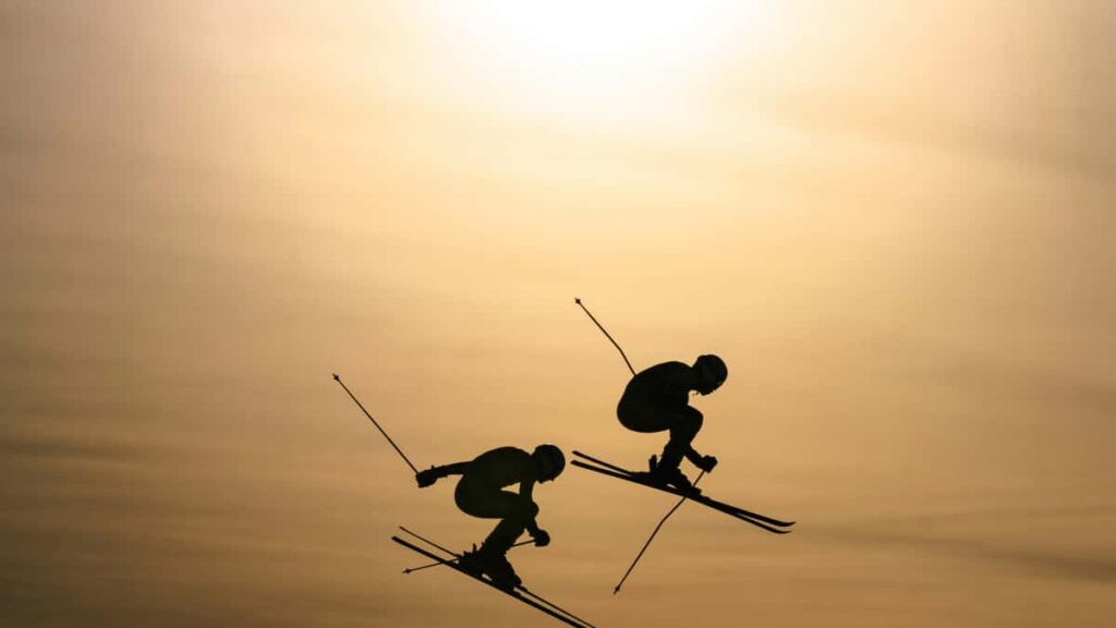 Practical playbook for US creators to reach Singapore brands on TikTok for music-trend collabs outreach, creative hooks, local context, and conversion tips.